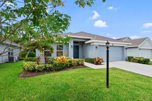886 Ne Whistling Duck Way, Port Saint Lucie