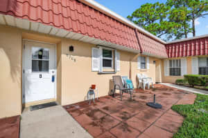 676 B Laconia Cr B, Lake Worth, FL 33467 - MLS#R11114261