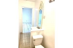 500 W Oakland Park Boulevard, Wilton Manors, FL 33311 - MLS#R11114275
