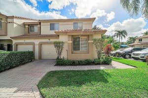 6831 Via Regina, Boca Raton