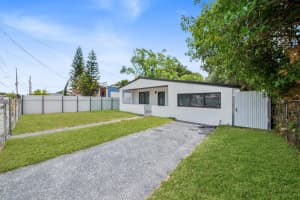 860 Nw 70th Street, Miami