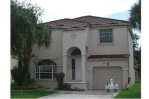 318 Nw 153rd Avenue, Pembroke Pines