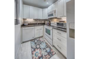 2960 Lake Osborne Drive 206, Lake Worth Beach, FL 33461 - MLS#R11114340