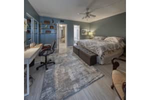 2960 Lake Osborne Drive 206, Lake Worth Beach, FL 33461 Sold 12/29/25