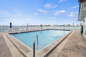 2936 Lake Shore Drive 310, Riviera Beach, FL 33404 - MLS#R11114381