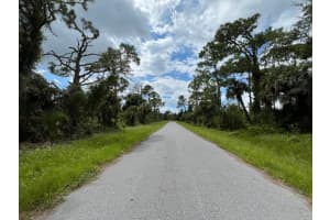 15501 Whitehall Avenue, Port Charlotte, FL 33953 - MLS#R11114385