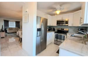 1445 SE 15th Court 202, Deerfield Beach, FL 33441 - MLS#R11114448