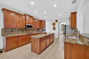 546 SE Nome Drive, Port St Lucie, FL 34984 - MLS#R11114452
