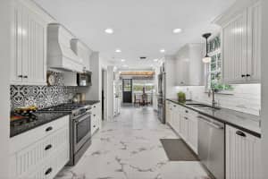 318 N L Street, Lake Worth Beach, FL 33460 - MLS#R11114493