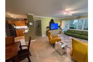 140 NE 19 Court E 112-E, Wilton Manors, FL 33305 - MLS#R11114528