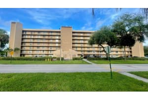 4570 NW 18th Avenue 609, Deerfield Beach, FL 33064 - MLS#R11114589