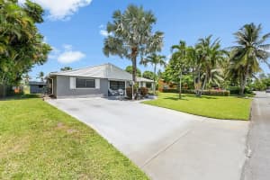 165 SE 29th Avenue, Boynton Beach, FL 33435 - MLS#R11114682