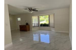 74 Barberton Road, Lake Worth, FL 33467 - MLS#R11114709