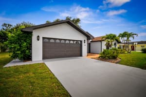 326 NE Genesee Avenue, Port Saint Lucie, FL 34983 - MLS#R11114722