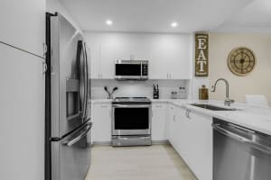 11785 St Andrews 104 Place 104, Wellington, FL 33414 Sold 11/01/25