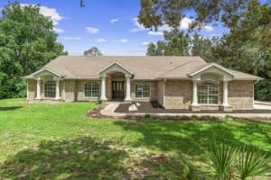2120 Lakebreeze Way, Deltona