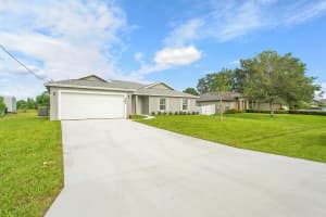 5884 Nw Files Court, Port Saint Lucie