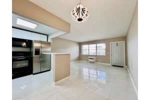246 Northampton M, West Palm Beach, FL 33417 - MLS#R11114792