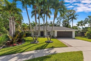 1021 Corallita Court, Wellington