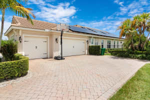 5630 N Sterling Ranch Drive, Davie, FL 33314 - MLS#R11114831