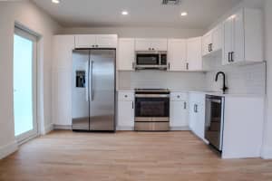 238 SE 1st Avenue 1, Delray Beach, FL 33444 - MLS#R11114856