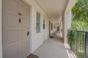 2751 N Palm Aire Drive 404, Pompano Beach