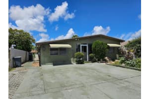950 W 36th Street, Riviera Beach