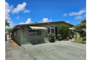 950 W 36th Street, Riviera Beach, FL 33404 - MLS#R11114889