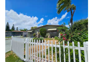 950 W 36th Street, Riviera Beach, FL 33404 - MLS#R11114889