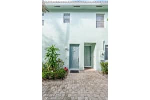 3156 Laurel Ridge Circle, Riviera Beach, FL 33404 - MLS#R11114926
