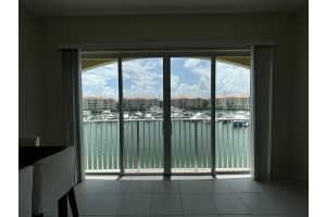10 Harbour Isle Drive E 302, Fort Pierce, FL 34949 - MLS#R11114956