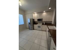 10 Harbour Isle Drive E 302, Fort Pierce, FL 34949 - MLS#R11114956