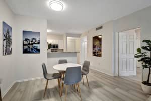 630 Sapodilla Avenue, West Palm Beach, FL 33401 - MLS#R11114980