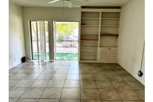 628 NW 13 Th Street 25, Boca Raton, FL 33486 - MLS#R11114995