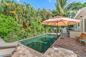 701 NE 2nd Street, Delray Beach, FL 33483 Sold 08/21/25