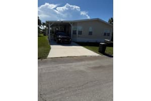 9 Del Prado Street, Port Saint Lucie