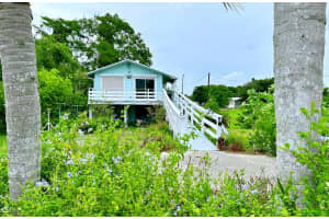 851 Riverside Drive, Moore Haven, FL 33471 Sold 09/26/25