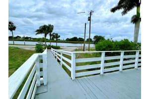 851 Riverside Drive, Moore Haven, FL 33471 Sold 09/26/25