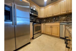 843 Flanders R, Delray Beach, FL 33484 - MLS#R11115093