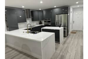 9215 Flynn Circle 4, Boca Raton