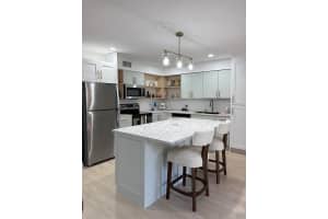 5631 Coach House Circle B, Boca Raton, FL 33486 - MLS#R11115113