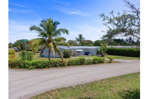 9361 SE Duncan Street, Hobe Sound, FL 33455 - MLS#R11115122