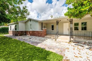 8941 Sunset Drive, Palm Beach Gardens, FL 33410 Sold 10/07/25