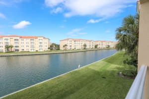17 Harbour Isle Drive W 206, Fort Pierce, FL 34949 - MLS#R11115135
