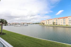 17 Harbour Isle Drive W 206, Fort Pierce, FL 34949 - MLS#R11115135