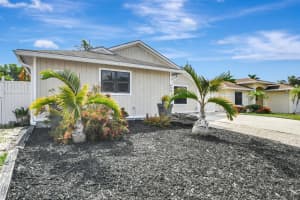 6041 Lace Wood Circle, Lake Worth, FL 33462 - MLS#R11115165