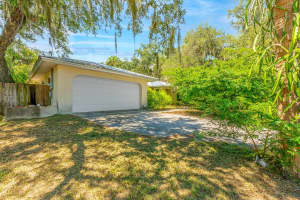 4123 N Old Dixie Highway, Fort Pierce, FL 34946 Sold 10/17/25