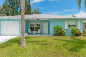 5662 Travelers Way, Fort Pierce, FL 34982 - MLS#R11115233
