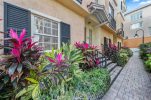 150 NE 6th Avenue K, Delray Beach, FL 33483 - MLS#R11115330