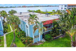 1426 S Lakeside Drive 34, Lake Worth Beach